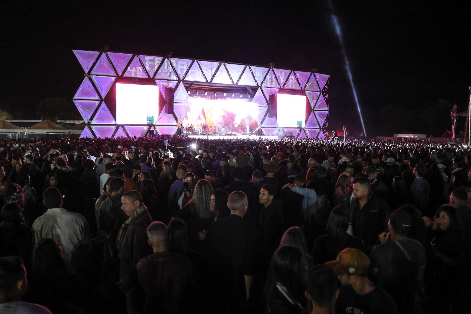 Feira da Uva e do Vinho movimenta Planaltina com cultura, economia e produção agrícola em expansão