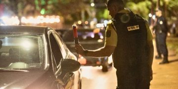 Câmeras corporais devem começar a ser usadas por agentes do Detran-DF em até 90 dias