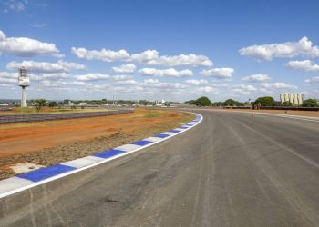 Brasília volta a ouvir o ronco dos motores: Autódromo reabrirá após 11 anos