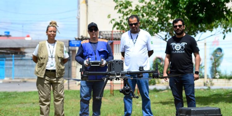 DF aposta em drones para detectar e tratar focos do mosquito da dengue
