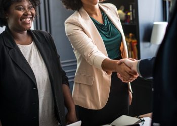 Abertura de empresas em Minas Gerais cresce 16% e supera 97 mil novos negócios em 2025