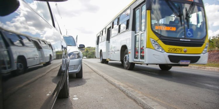 Roubos em ônibus caem mais de 55% no DF em 2025 e atingem menor nível desde 2016
