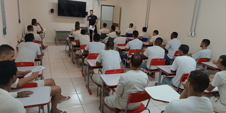 Sistema penal do DF passa a integrar reeducandos ao ensino superior