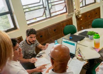 Internet via satélite e energia solar impulsionam modernização de escolas rurais no DF
