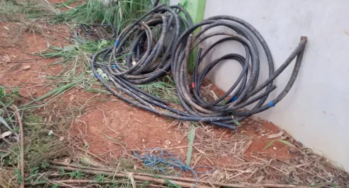 DF amplia penas para furto e roubo de cabos após avanço de quadrilhas