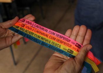 DF reforça campanha contra assédio no Carnaval e leva ações a blocos e bares