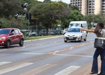 DF marca 29 anos da faixa de pedestre com redução de 70,7% nos atropelamentos