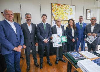 Brasília sai na frente e lança rota com ônibus movido a hidrogênio verde