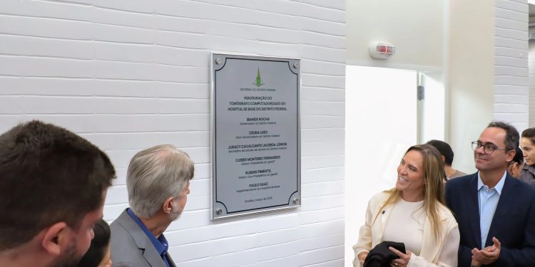 Novo tomógrafo reforça atendimento no Hospital de Base e amplia oferta de exames