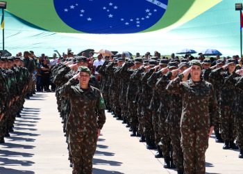 Comandante-geral da PMDF prestigia ampliação do ingresso feminino no serviço militar