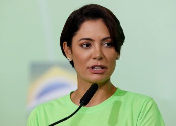 Michelle reage à pré-candidatura de Izalci e reforça apoio a Celina