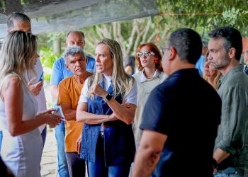 Celina Leão se reúne com produtores rurais em Brazlândia e ouve demandas do agro