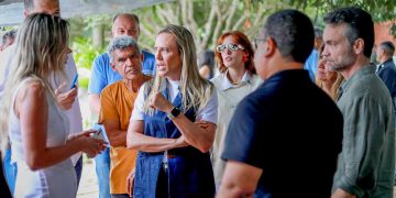 Celina Leão se reúne com produtores rurais em Brazlândia e ouve demandas do agro