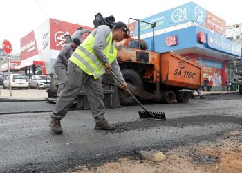 Recapeamento avança no Itapoã e já movimenta comércio na Avenida Del Lago