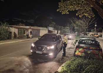 Operações de trânsito no DF registram embriaguez, direção ilegal e carro roubado