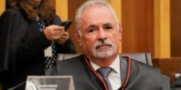 TJDFT celebra posse de Celina Leão com carta de reconhecimento