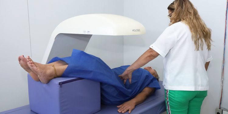 Novo ponto de atendimento facilita acesso a exame ósseo no DF