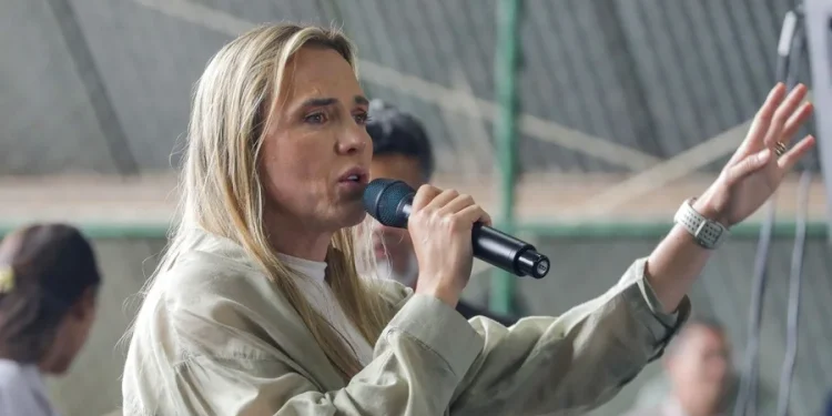 Celina defende acordo do BRB e aponta virada na recuperação financeira