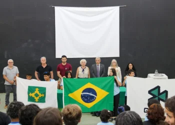 Aniversário do Gisno reúne gerações e destaca papel da comunidade na escola pública
