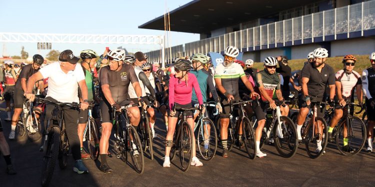 Autódromo de Brasília começa a receber ciclistas em pista de treinamento