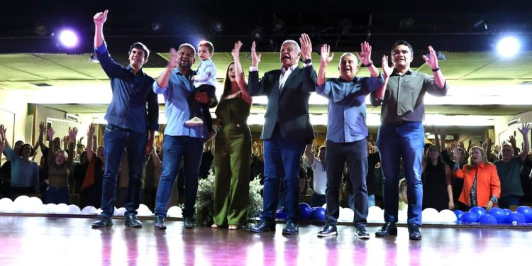 Com auditório lotado, Gustavo Aires lança pré-candidatura a deputado distrital