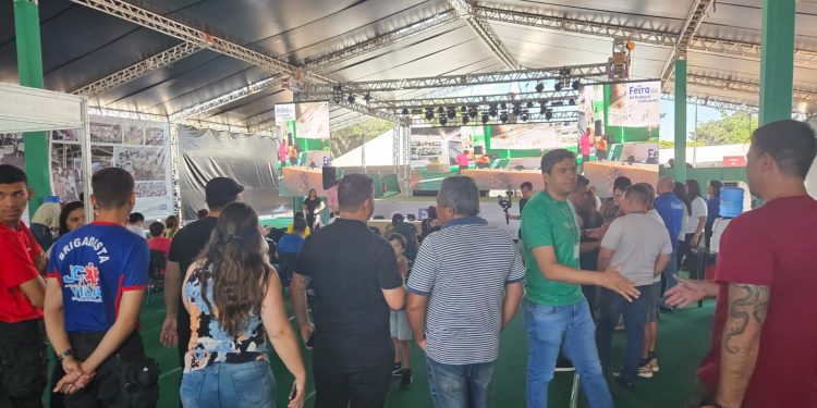 Feira movimenta Água Quente com capacitação e incentivo ao empreendedorismo local