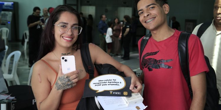 DF aposta em integração policial para reduzir roubos e furtos de celulares