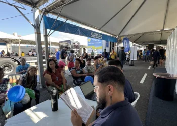 GDF amplia acesso a benefícios sociais com ação itinerante em Vicente Pires