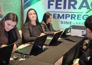 Mais de 10 mil vagas: Feirão de Empregos reúne empresas e trabalhadores em Belo Horizonte