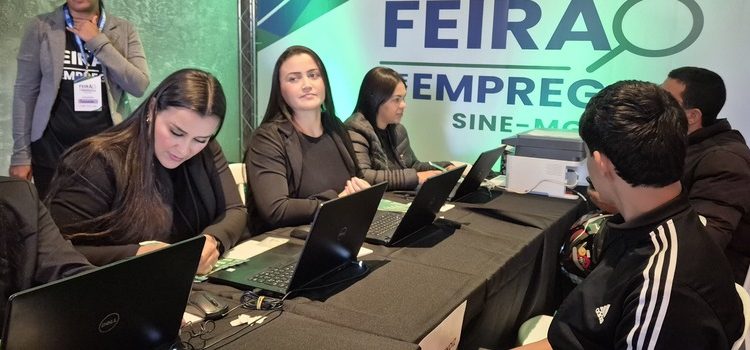 Mais de 10 mil vagas: Feirão de Empregos reúne empresas e trabalhadores em Belo Horizonte