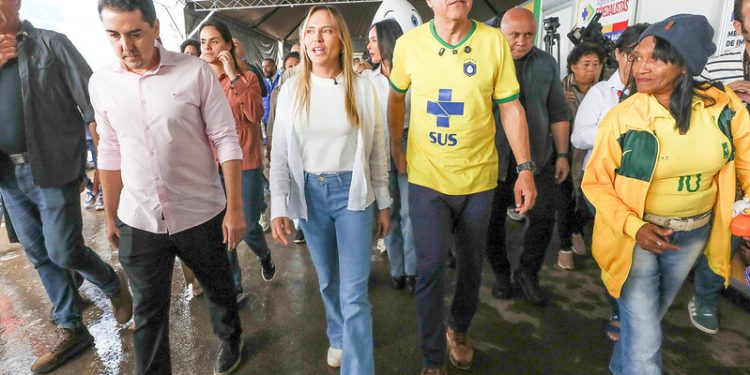 Mutirão oferece implante contraceptivo gratuito e atendimento à saúde da mulher na Cidade Estrutural