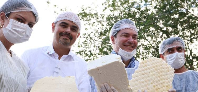 Entre queijos gigantes e tradição mineira, Ipanema transforma gastronomia em patrimônio cultural
