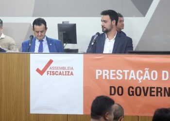 Minas supera meta de alfabetização, amplia ensino integral e investe R$ 1,5 bilhão em escolas