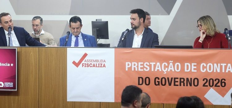 Minas supera meta de alfabetização, amplia ensino integral e investe R$ 1,5 bilhão em escolas