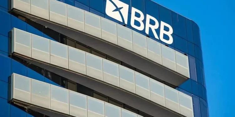 Notas oficiais do BRB e do GDF rebatem informações sobre situação financeira do banco