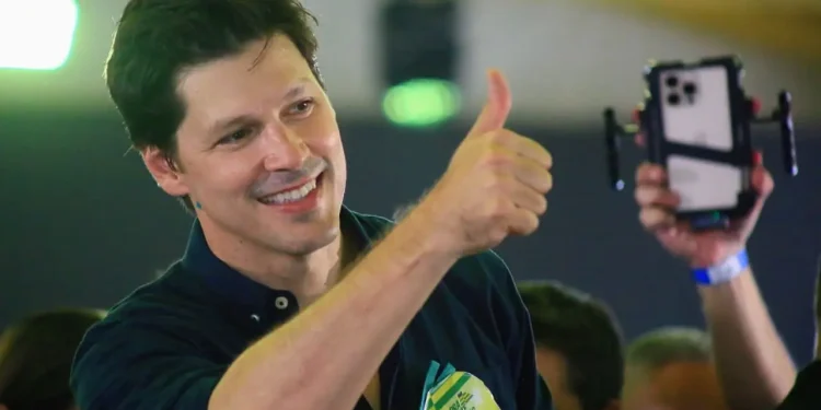 Quaest: Daniel Vilela lidera disputa em Goiás, amplia vantagem no 2º turno e herda capital político de Caiado