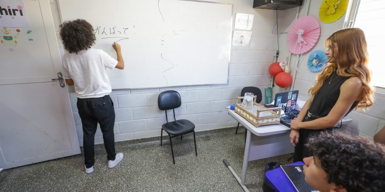 GDF amplia prazo para cadastro em cursos de idiomas oferecidos pelos CILs