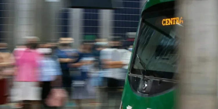 Metrô-DF terá horário especial de funcionamento neste domingo