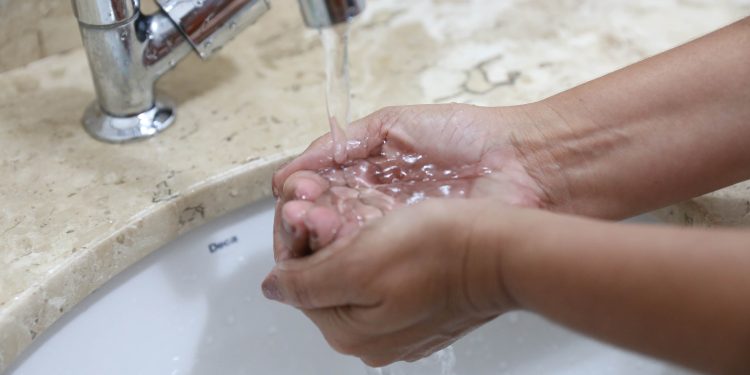 Nova lei amplia proteção ao consumidor antes de protesto por contas em atraso no DF