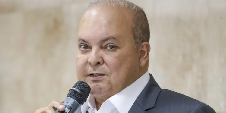 Ibaneis Rocha desiste de disputar o Senado e mexe no tabuleiro político do DF