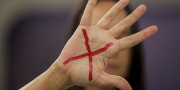 Brasil registra menor índice de mortes violentas da série histórica, mas feminicídios voltam a crescer