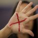 Brasil registra menor índice de mortes violentas da série histórica, mas feminicídios voltam a crescer