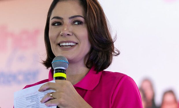 Bia Kicis cita Michelle e confirma duas pré-candidaturas ao Senado