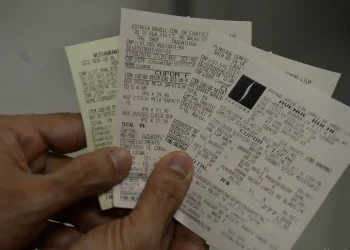 Receita começa a emitir CNPJ com letras e números; mudança vale para novos registros