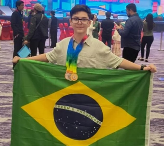 Estudantes de Brasília, aos 12 anos, conquistam espaço em Harvard e no MIT