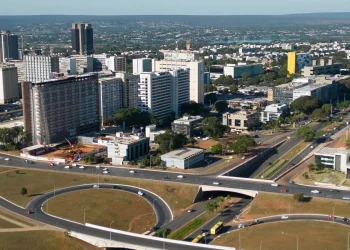 Brasília é a cidade que mais expandiu área urbanizada no país em três anos