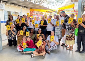 Clube de leitura do DF transforma histórias em experiências para idosos