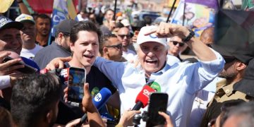 Caiado aposta em vitória de Daniel durante abertura da campanha no Entorno