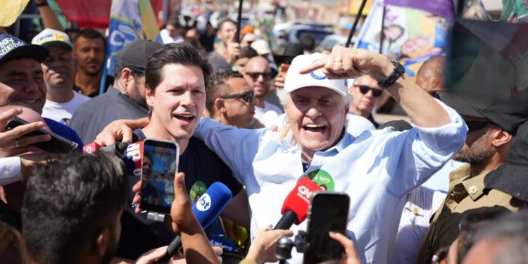 Caiado aposta em vitória de Daniel durante abertura da campanha no Entorno