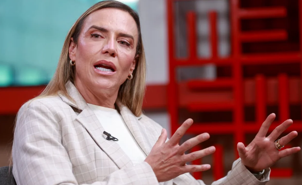 Celina propõe nova legislação para proteger patrimônio público no DF